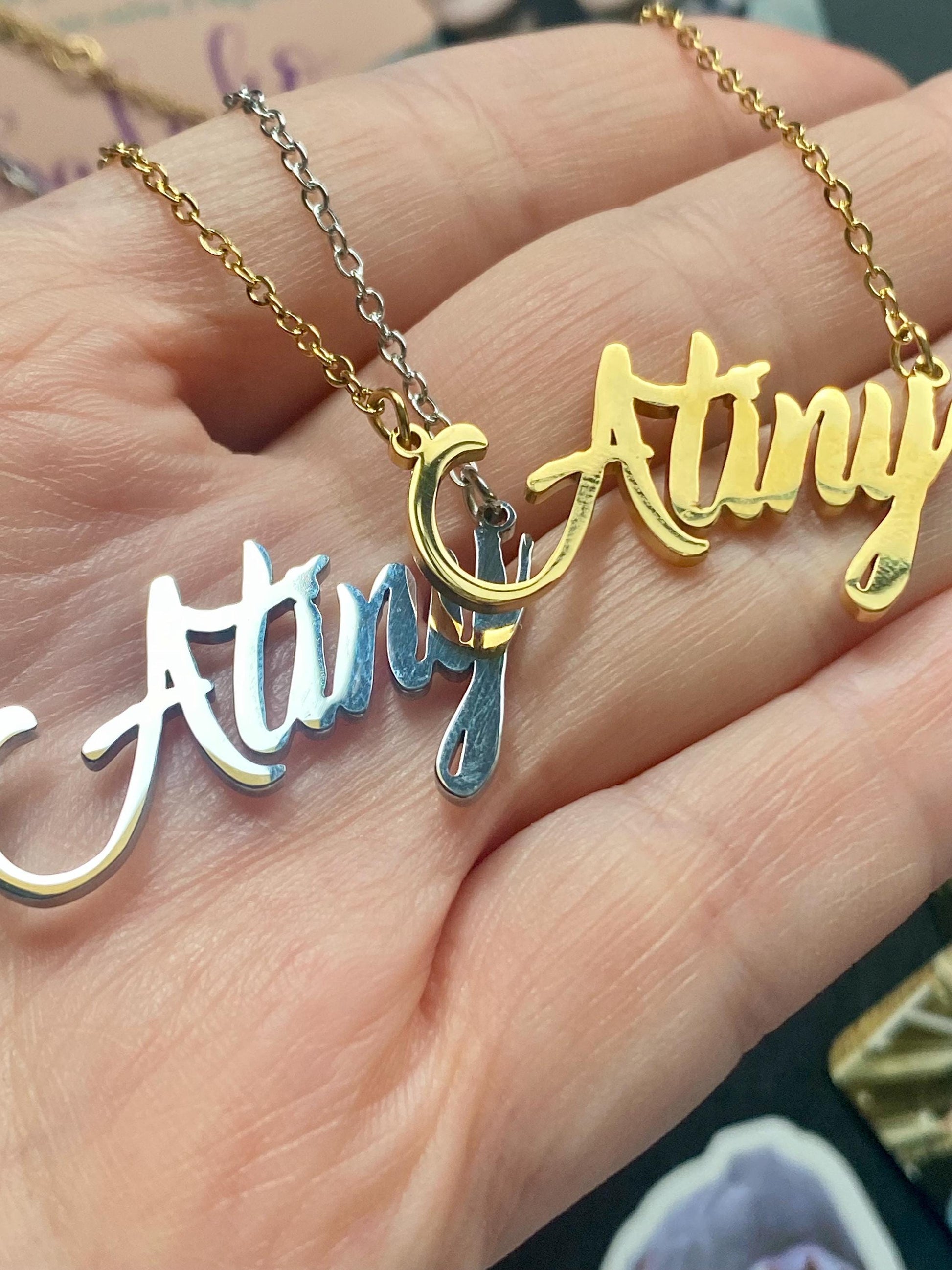 ATEEZ Atiny Halskette, silbern oder golden