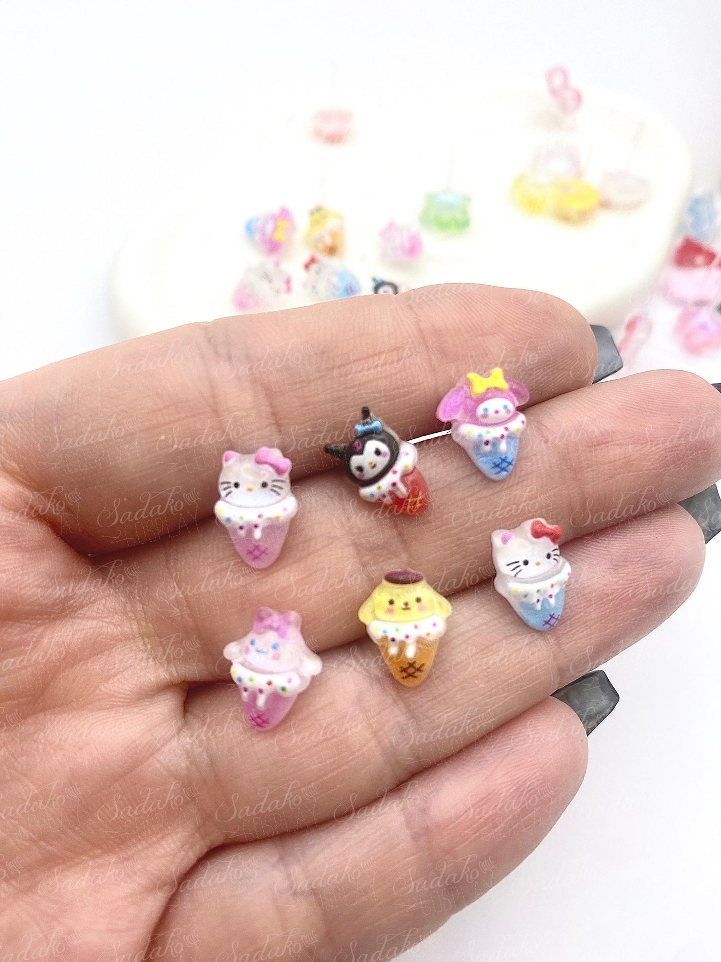 Mix & Match Hello Kitty Mini Ohrstecker