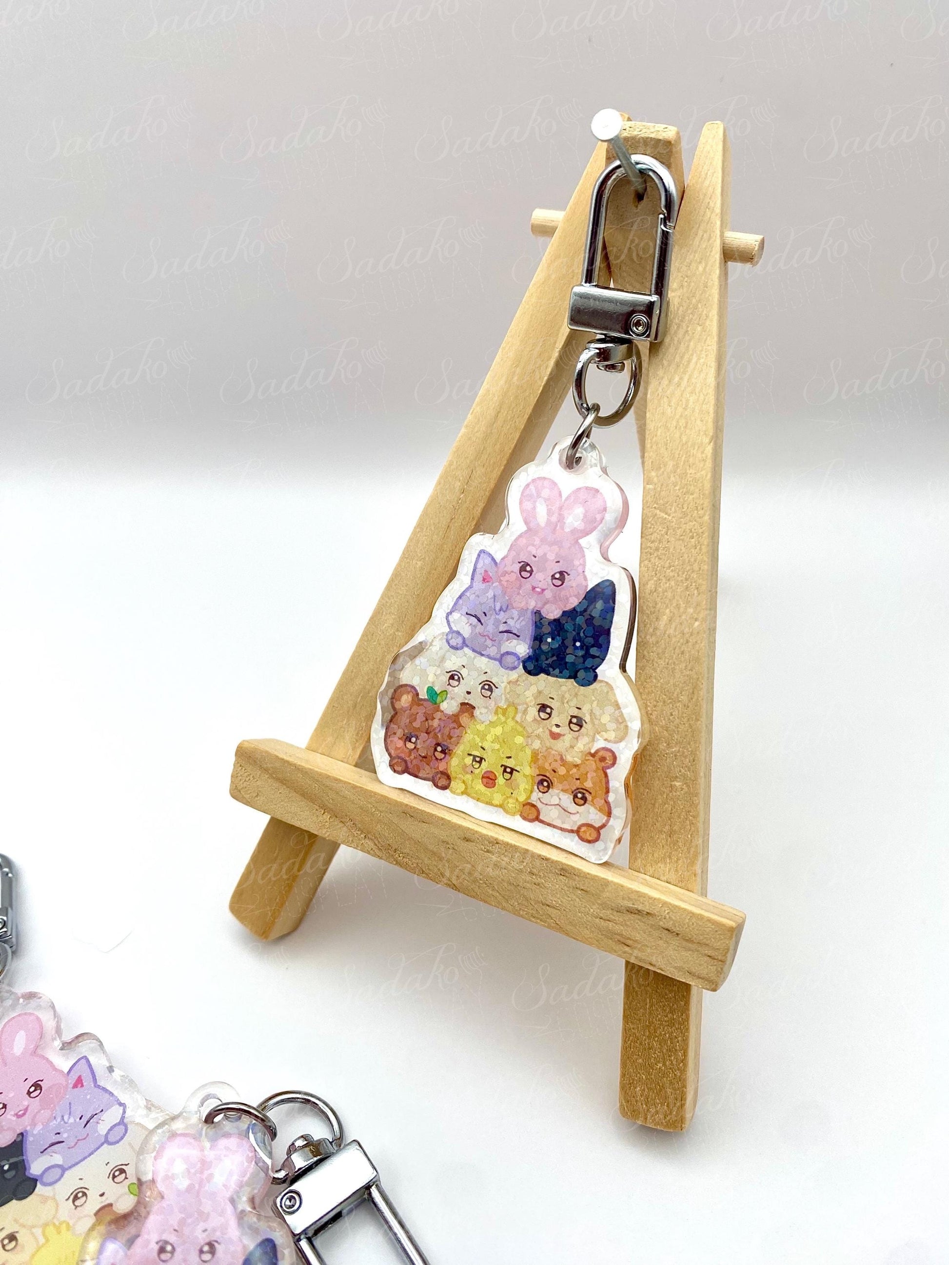 Aniteez Pile Keychain - epoxy holo glitter, ATEEZ