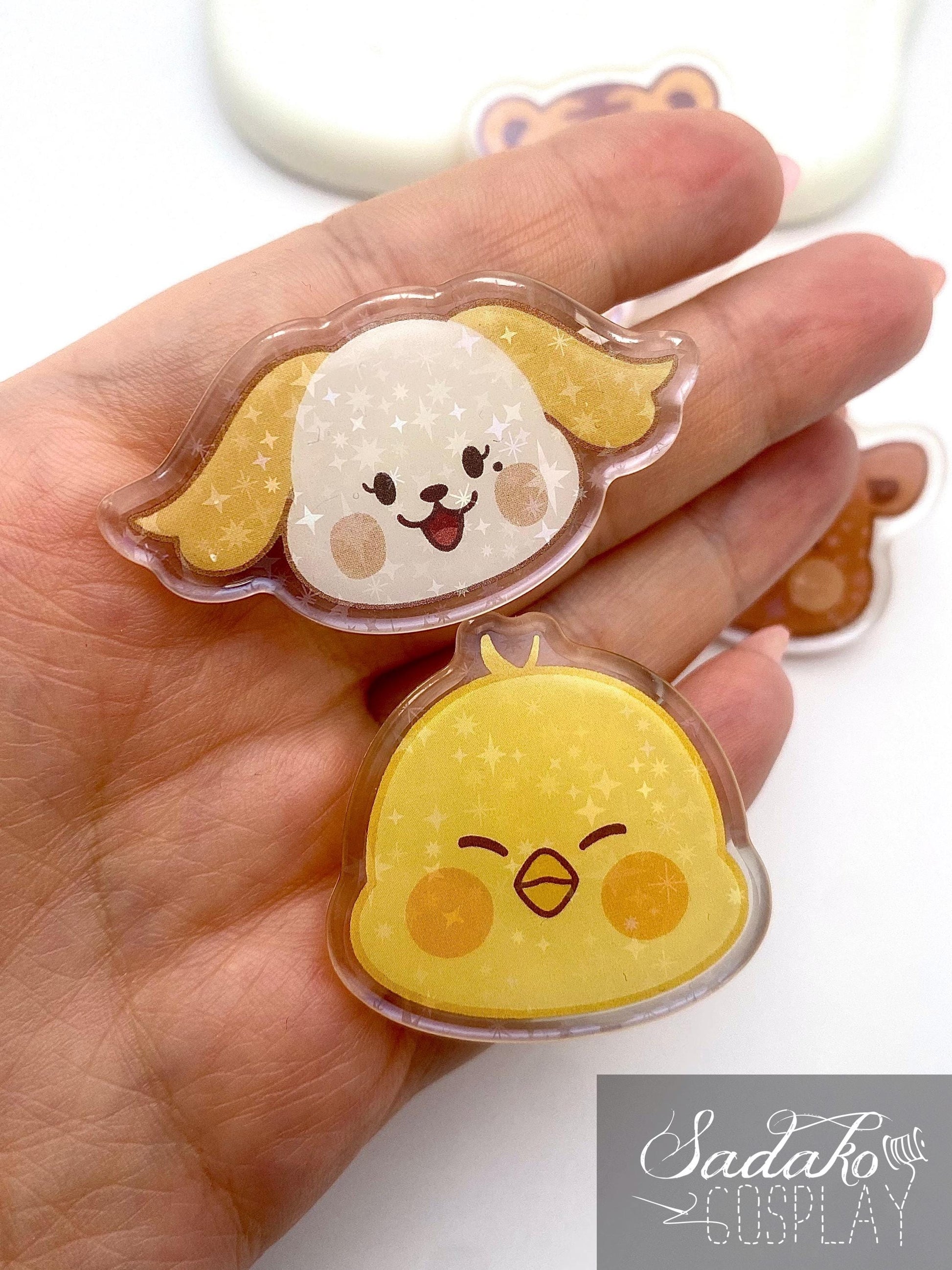 ONEUS Acrylic Pin, glitzernder Anstecker für TOMOON und K-Pop Fans