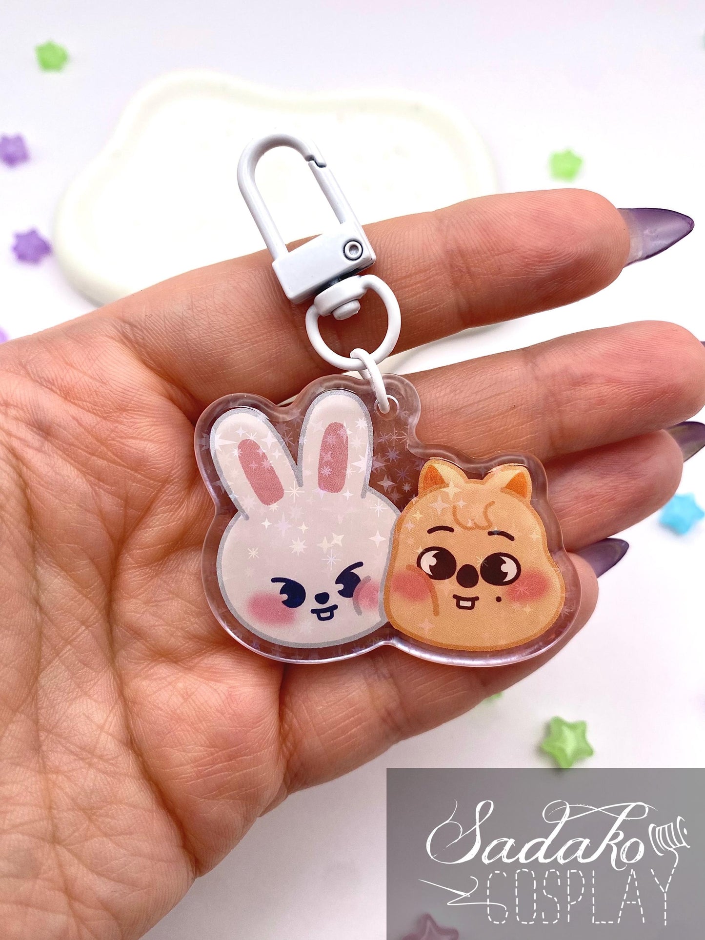 Minsung Acryl Keychain mit holographischen Glitzer Sternen, Stray Kids SKZOO acrylic Anhänger, Lee Know & Han