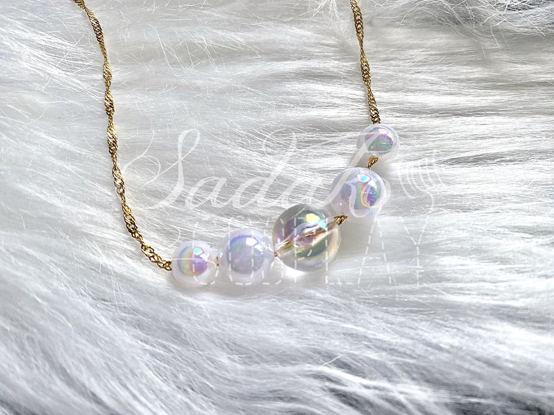 Elina Schmetterling Halskette mit künstlichen Perlen