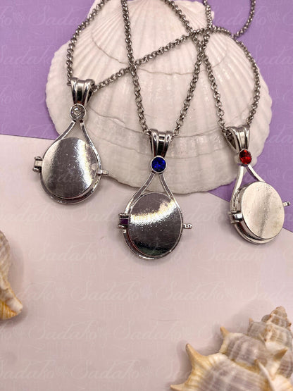 Meerjungfrau Schmuck Amulett silbern mit farbigem Stein, H2O just add water