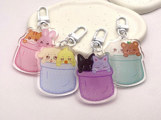 Couple ATEEZ Aniteez in a pocket Keychain