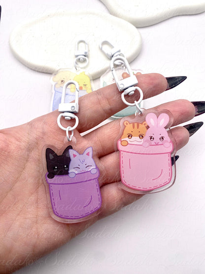 Couple ATEEZ Aniteez in a pocket Keychain