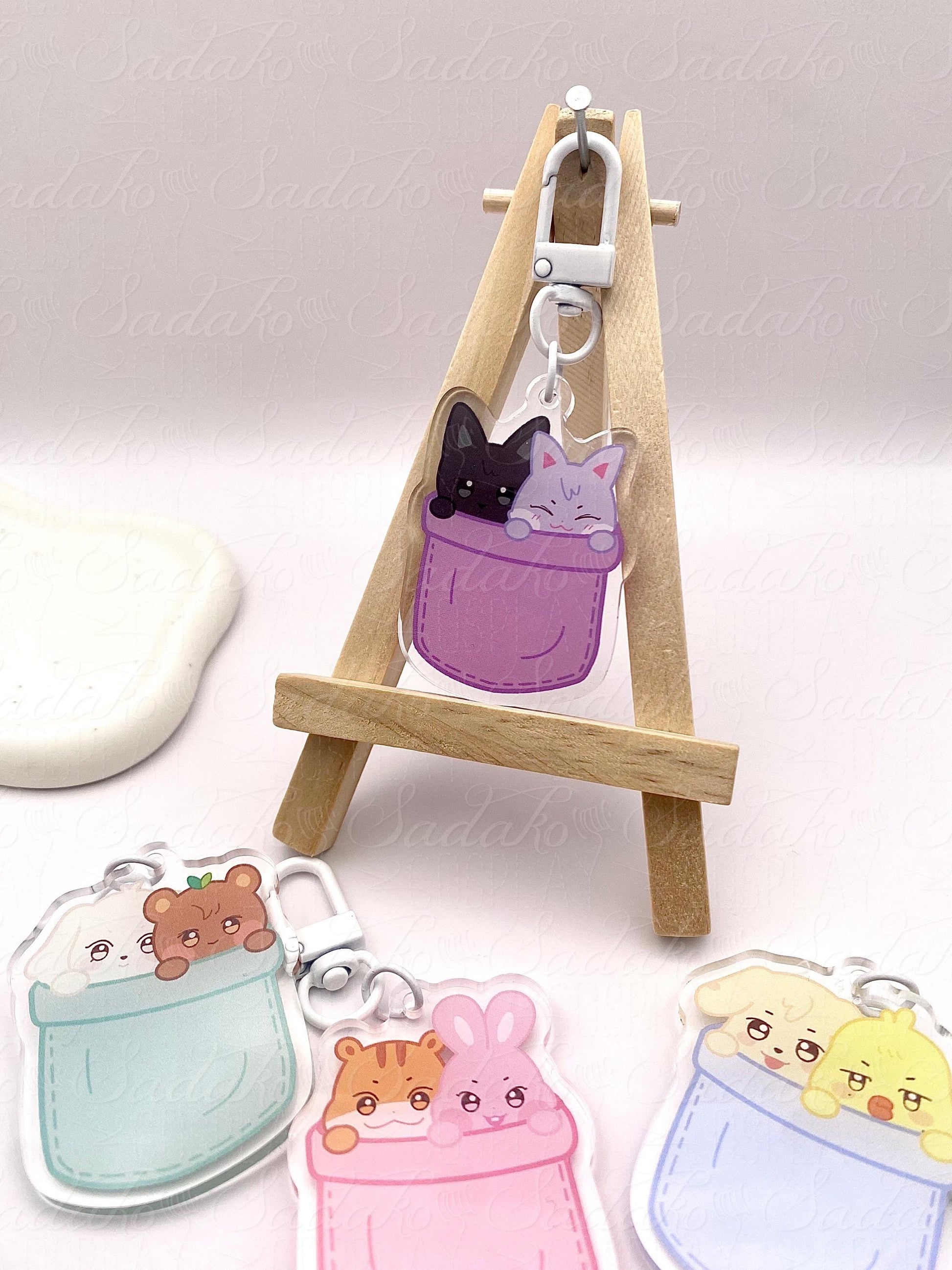 Couple ATEEZ Aniteez in a pocket Keychain