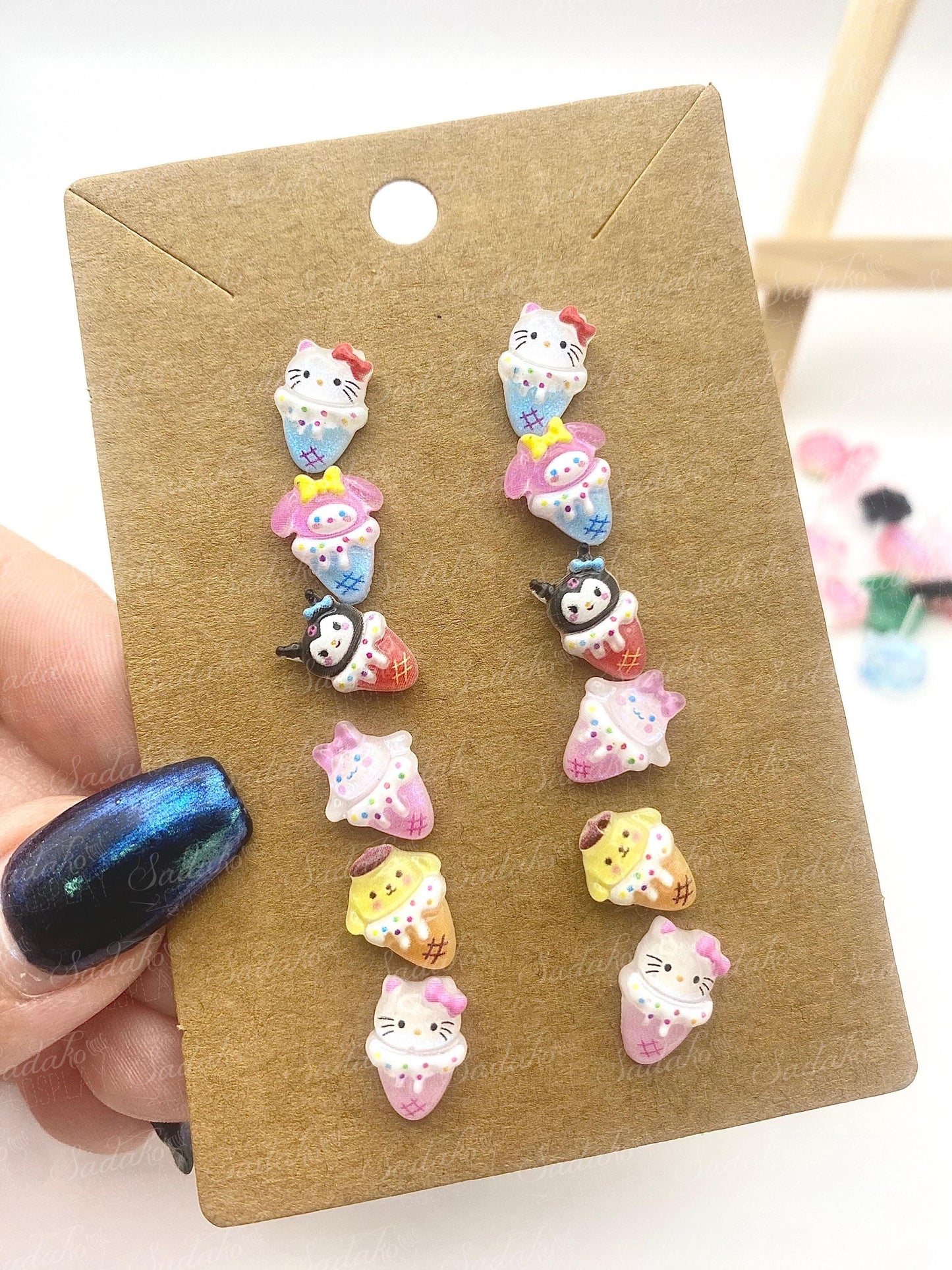 Mix & Match Hello Kitty Mini Ohrstecker