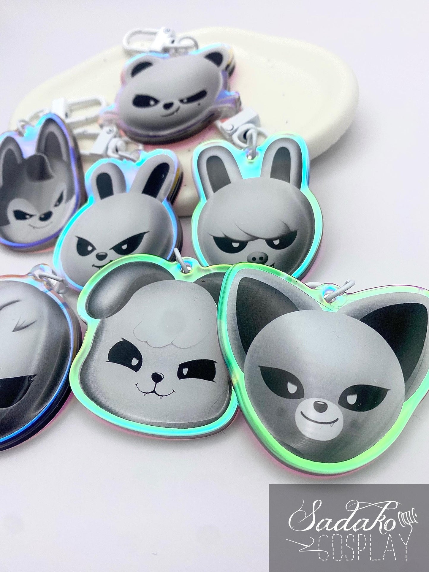 Evil SKZOO Holo laser Keychain, Stray Kids K-Pop holographischer Schlüssel Anhänger