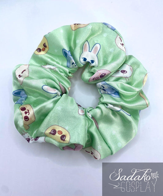 Skzoo Satin Scrunchie – Stray Kids inspiriertes Haargummi K-Pop Fan Accessoire