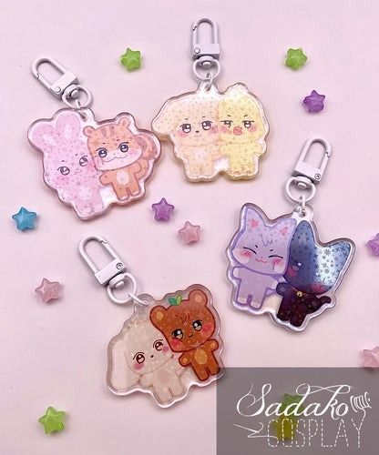 Aniteez Couple Acryl Keychain mit holographischen Glitzer Sternen, ATEEZ acrylic Anhänger, Seongjoong, Yungi, WooSan, JongSang