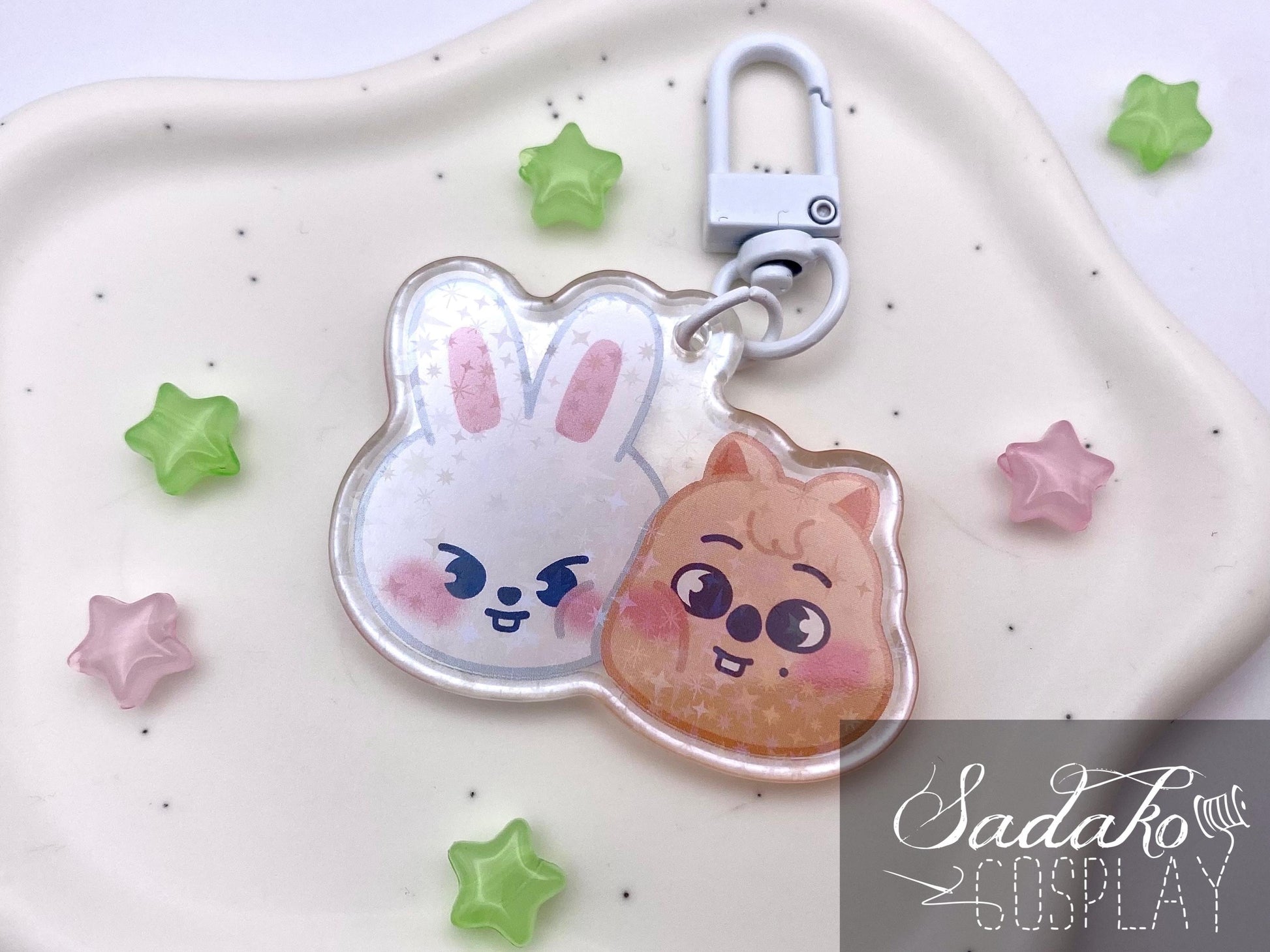 Minsung Acryl Keychain mit holographischen Glitzer Sternen, Stray Kids SKZOO acrylic Anhänger, Lee Know & Han