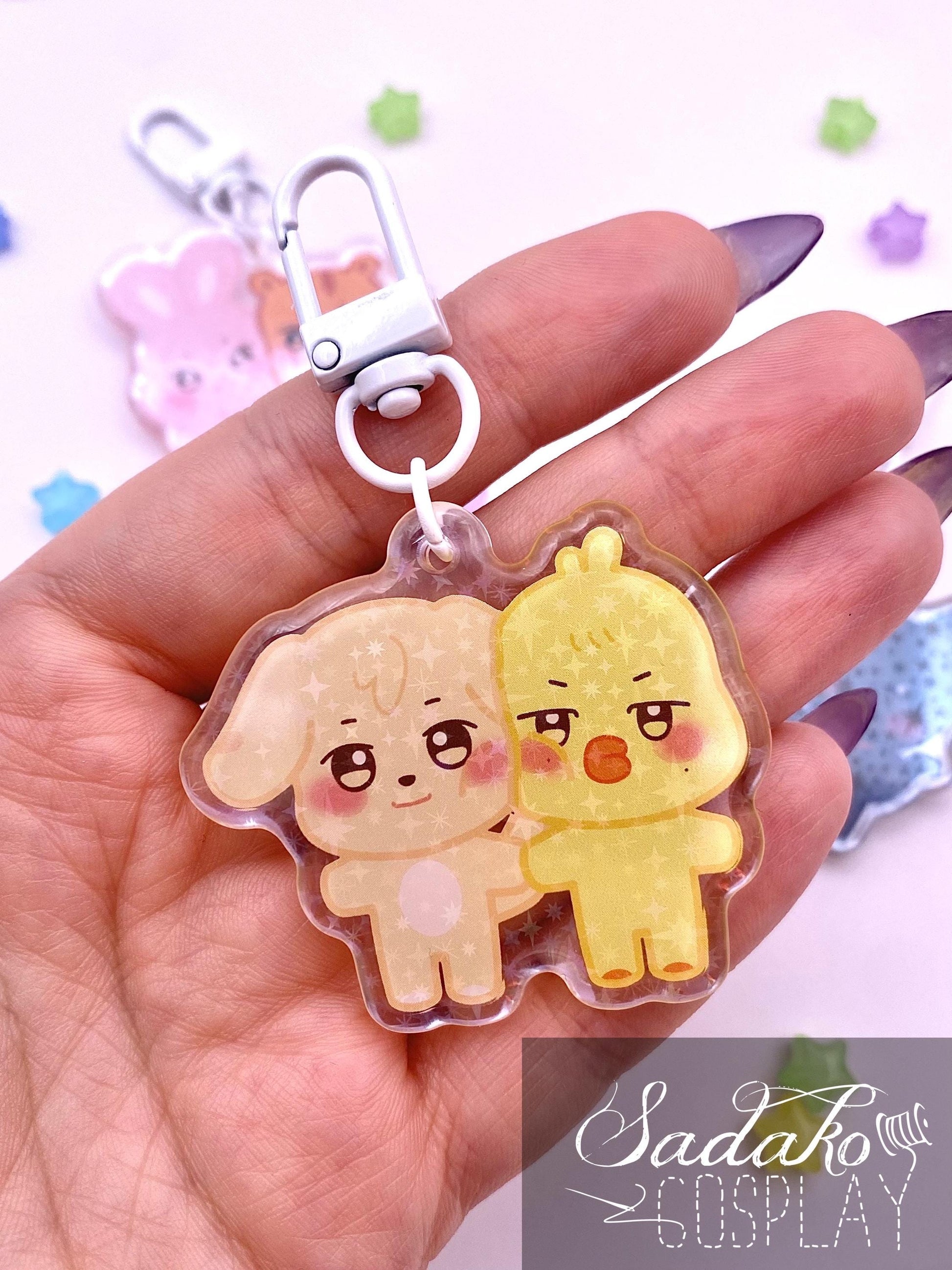 Aniteez Couple Acryl Keychain mit holographischen Glitzer Sternen, ATEEZ acrylic Anhänger, Seongjoong, Yungi, WooSan, JongSang