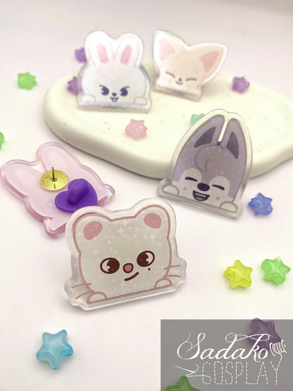 Stray Kids Peeking Acryl Pin mit holographischen Glitzer Sternen, SKZOO acrylic Button Anstecker für Stay