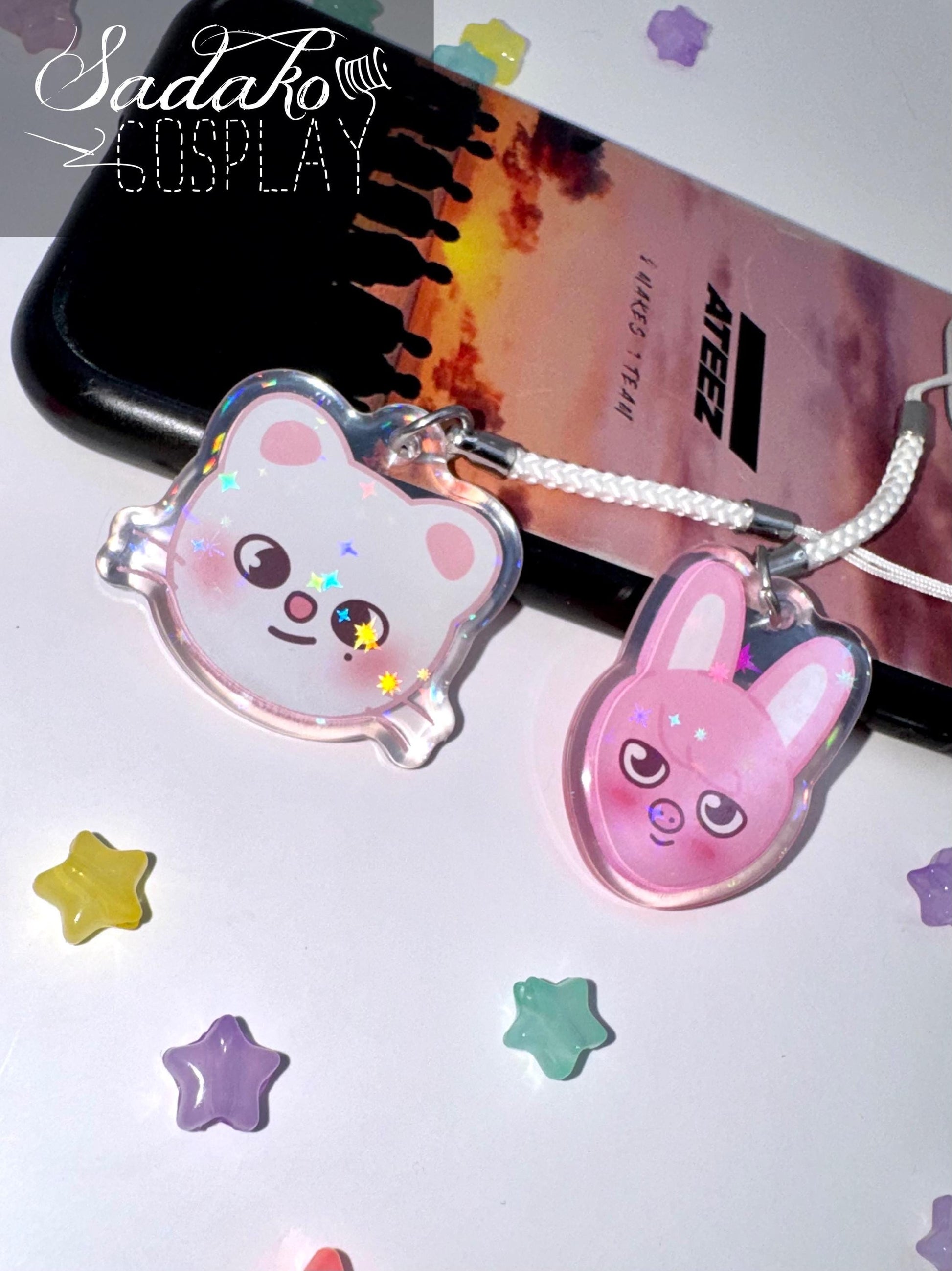 SKZOO glitzernder phone charm keychain, Stray Kids inspired für Stay