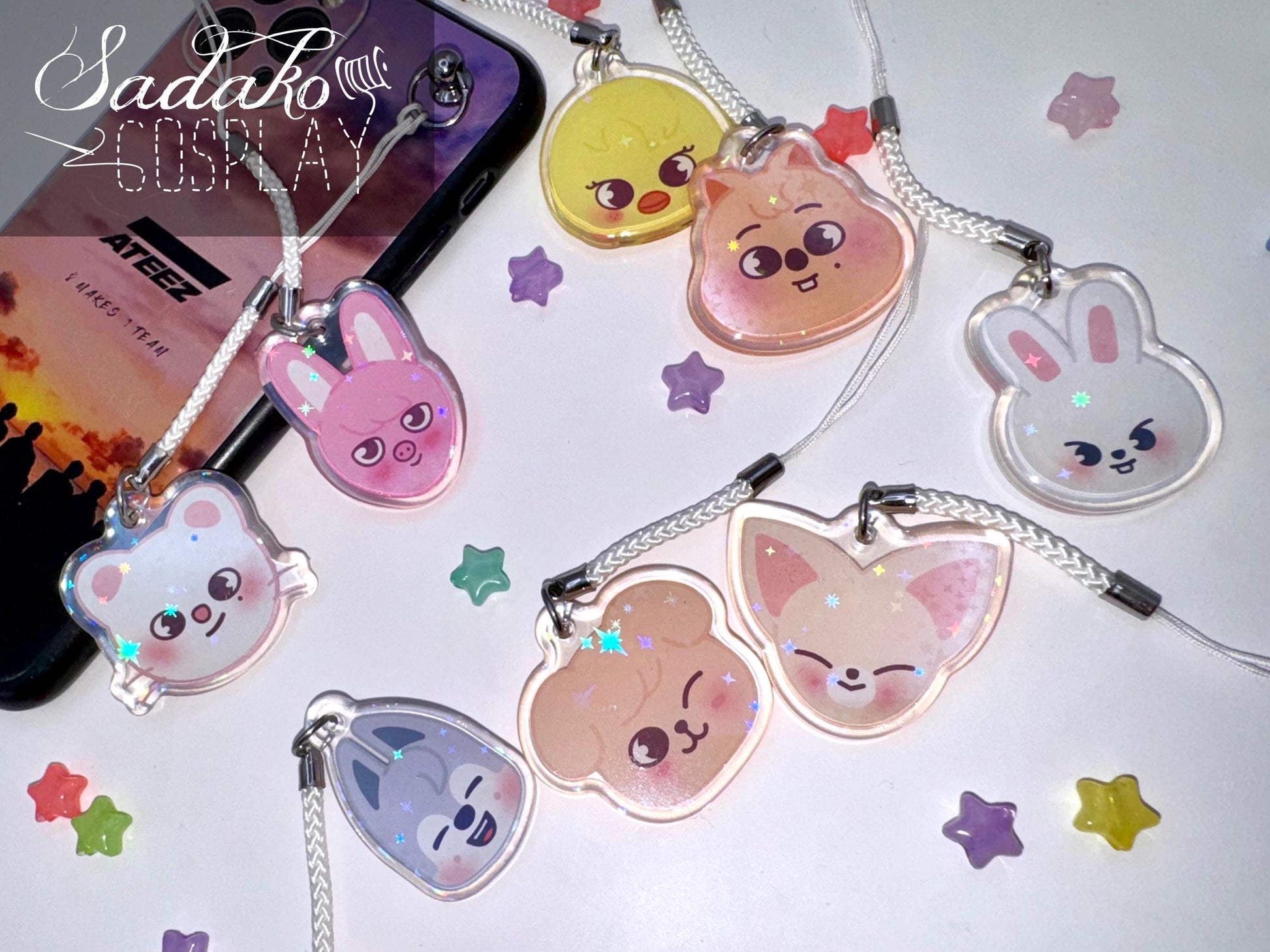 SKZOO glitzernder phone charm keychain, Stray Kids inspired für Stay