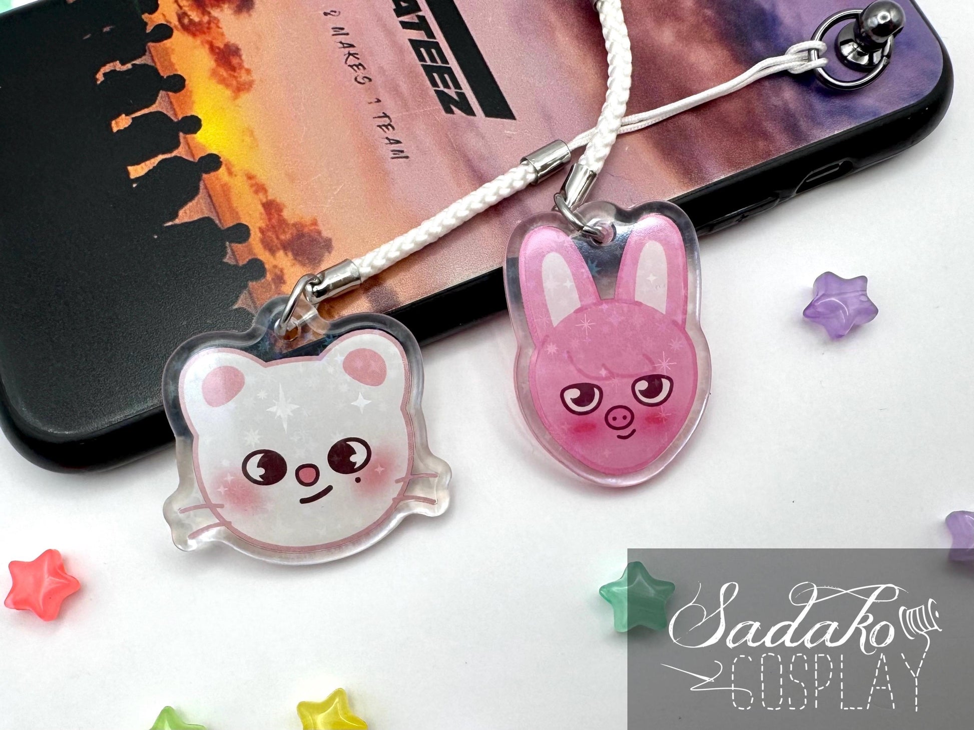 SKZOO glitzernder phone charm keychain, Stray Kids inspired für Stay